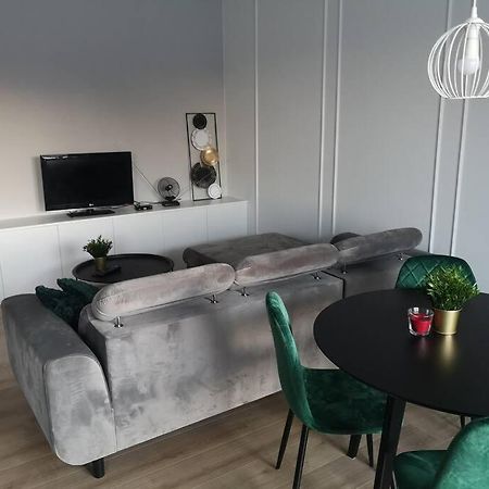 Apartament Przy Uniwersytecie Kopcinskiego 15 Apartment Lodź Bagian luar foto